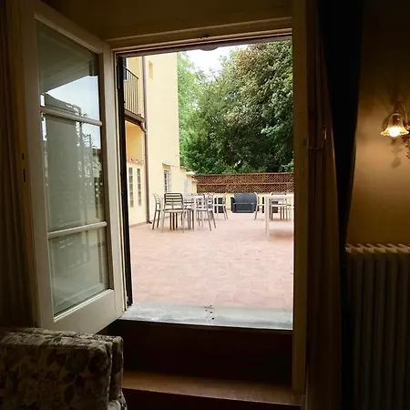 La Terrazza Di Via Elisa Bed & Breakfast